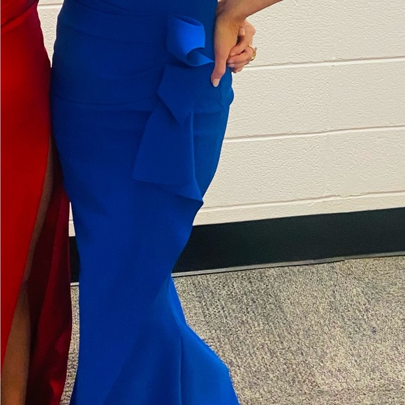 Chiari Boni Italian Evening Gown - Picture 4 of 6